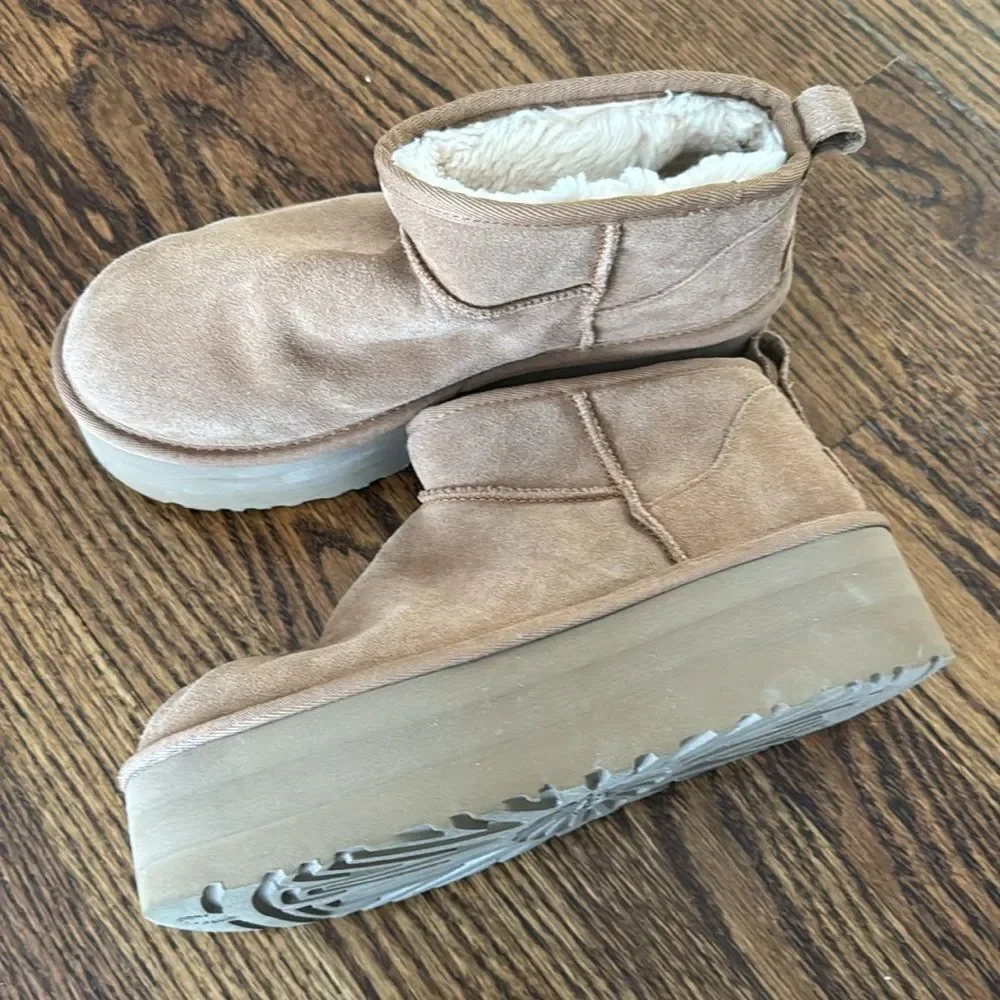 UGG CLASSIC MINI PLATFORM CHESTNUT SUEDE SHEEPSKIN WOMEN'S BOOTS SIZE 9